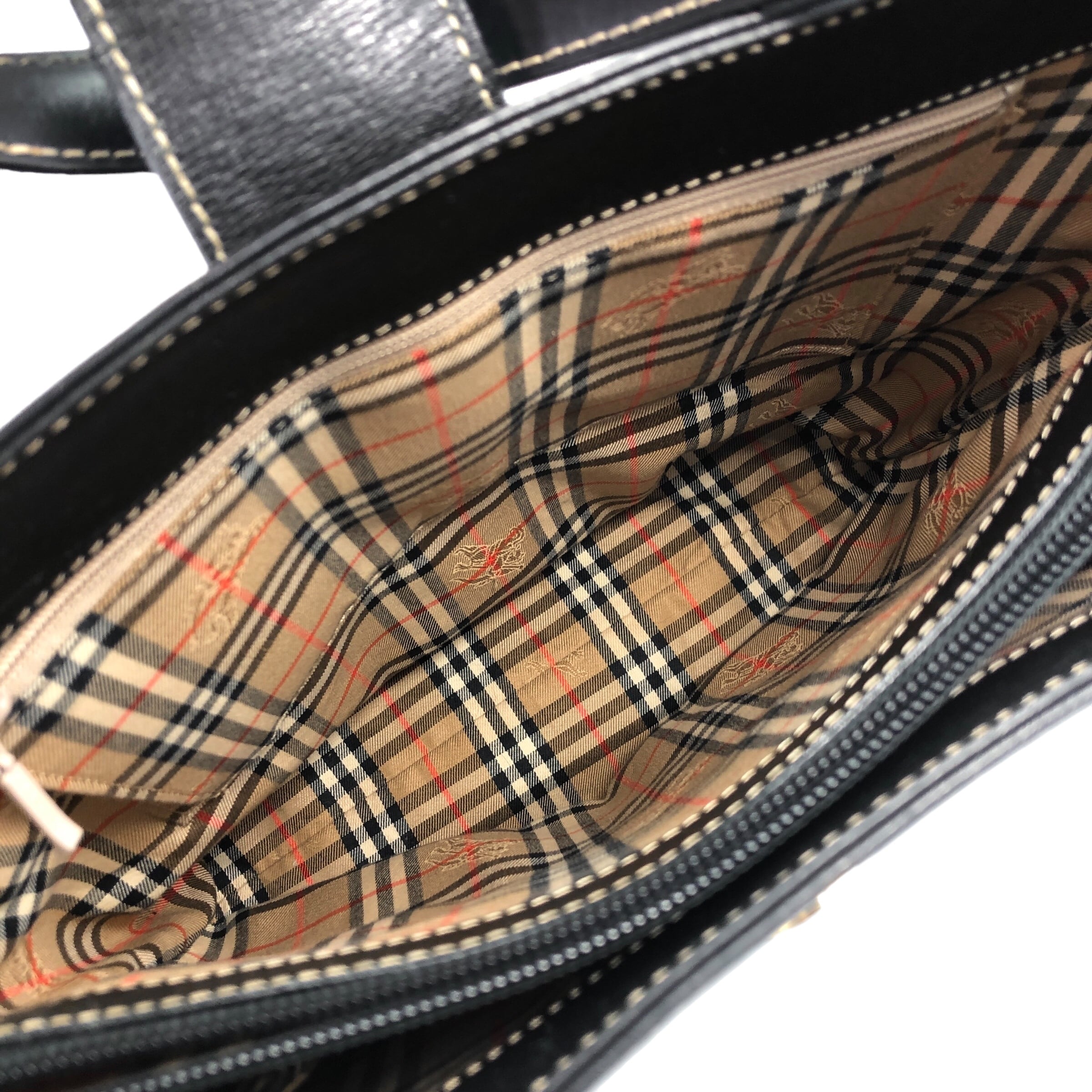 BURBERRY バーバリー ハンドバッグ ブラック ロゴプレート BURBERRY バーバリー ハンドバッグ ブラック ロゴプレート
