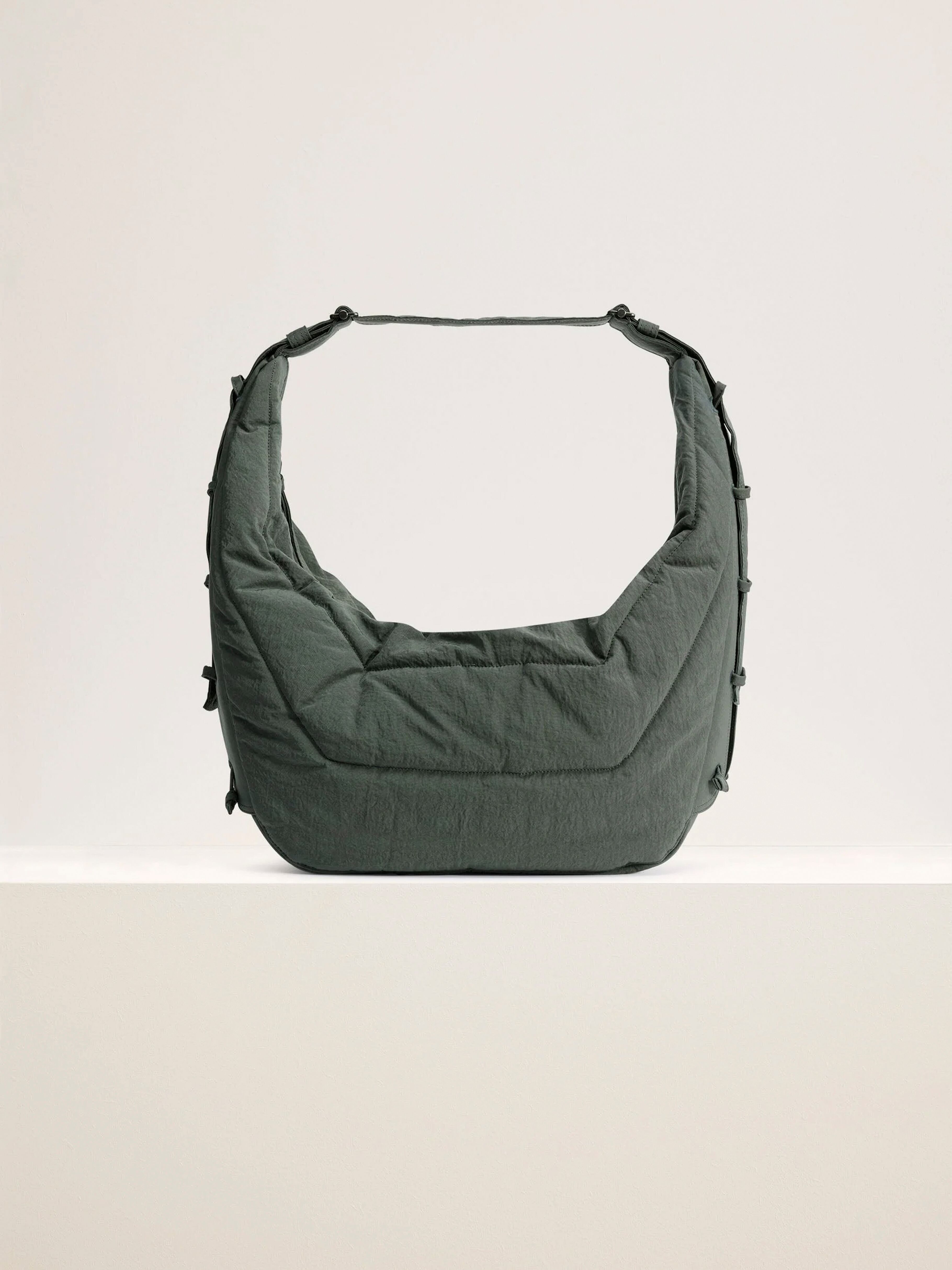 LEMAIRE LARGE SOFT GAME BAG ASPHALT BG0105 LF845 | BEST PACKING STORE