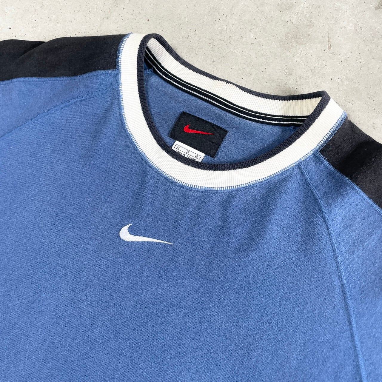 00年代 NIKE ナイキ センターロゴ刺繍 ラインデザイン Tシャツ メンズ ...