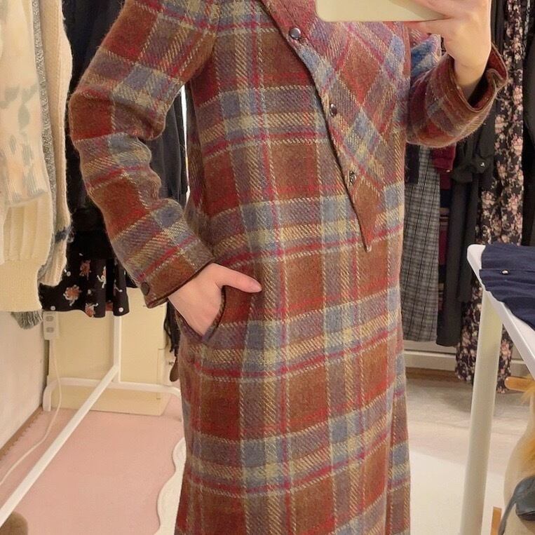 brown velours collar triangle check one-piece