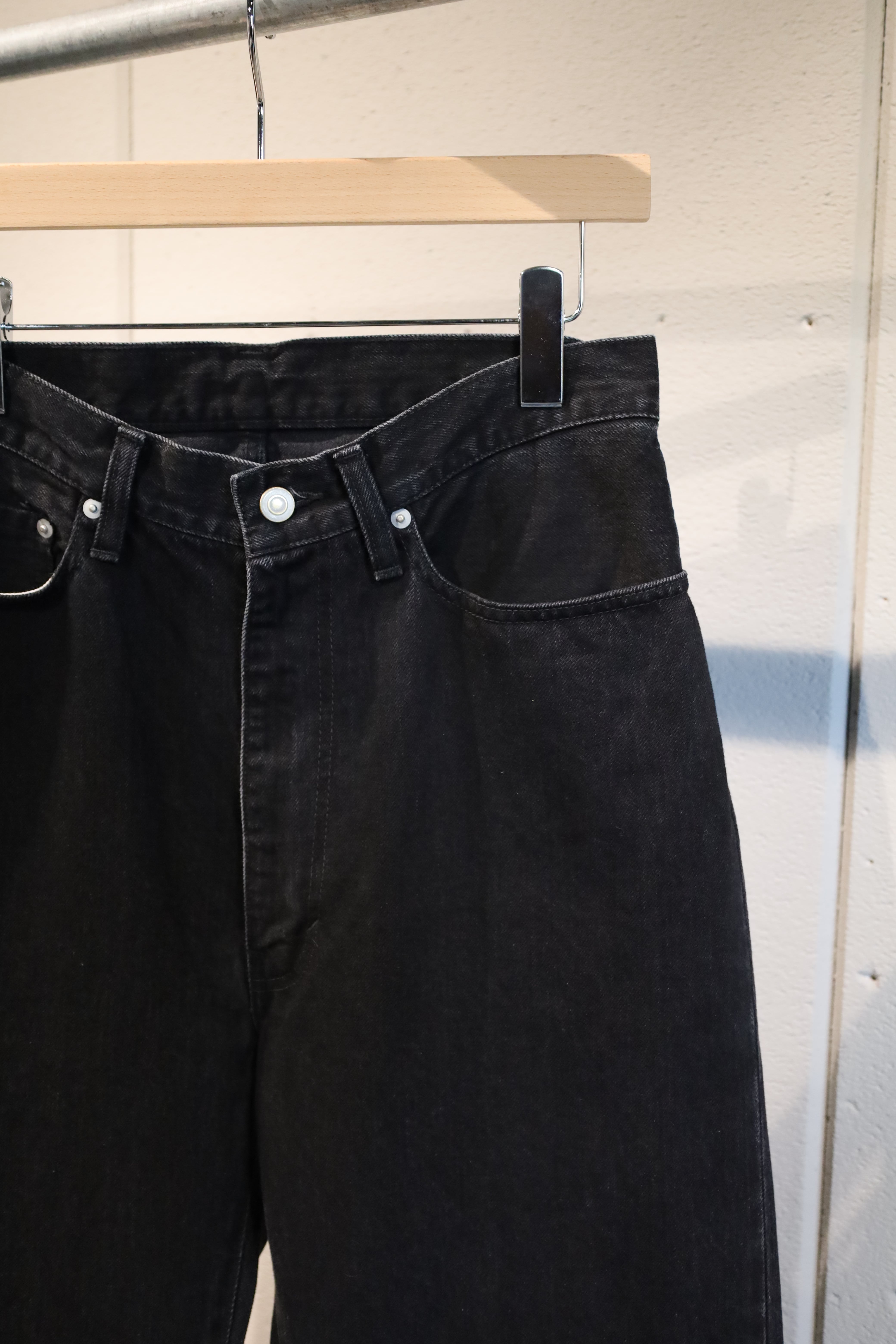 CALM】BLACK SELVEDGE DENIM | CALM
