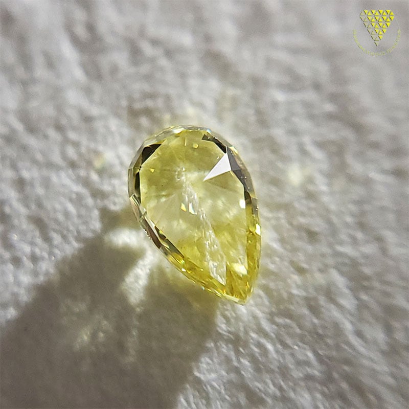 0.198 ct Fancy Intense Yellow VS2 CGL 天然 イエロー ダイヤモンド 