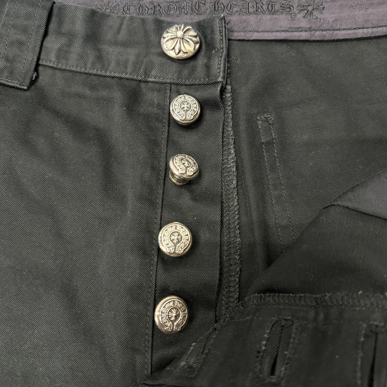 【CHROME HEARTS】クロムハーツ "ダブルニーワークパンツ"