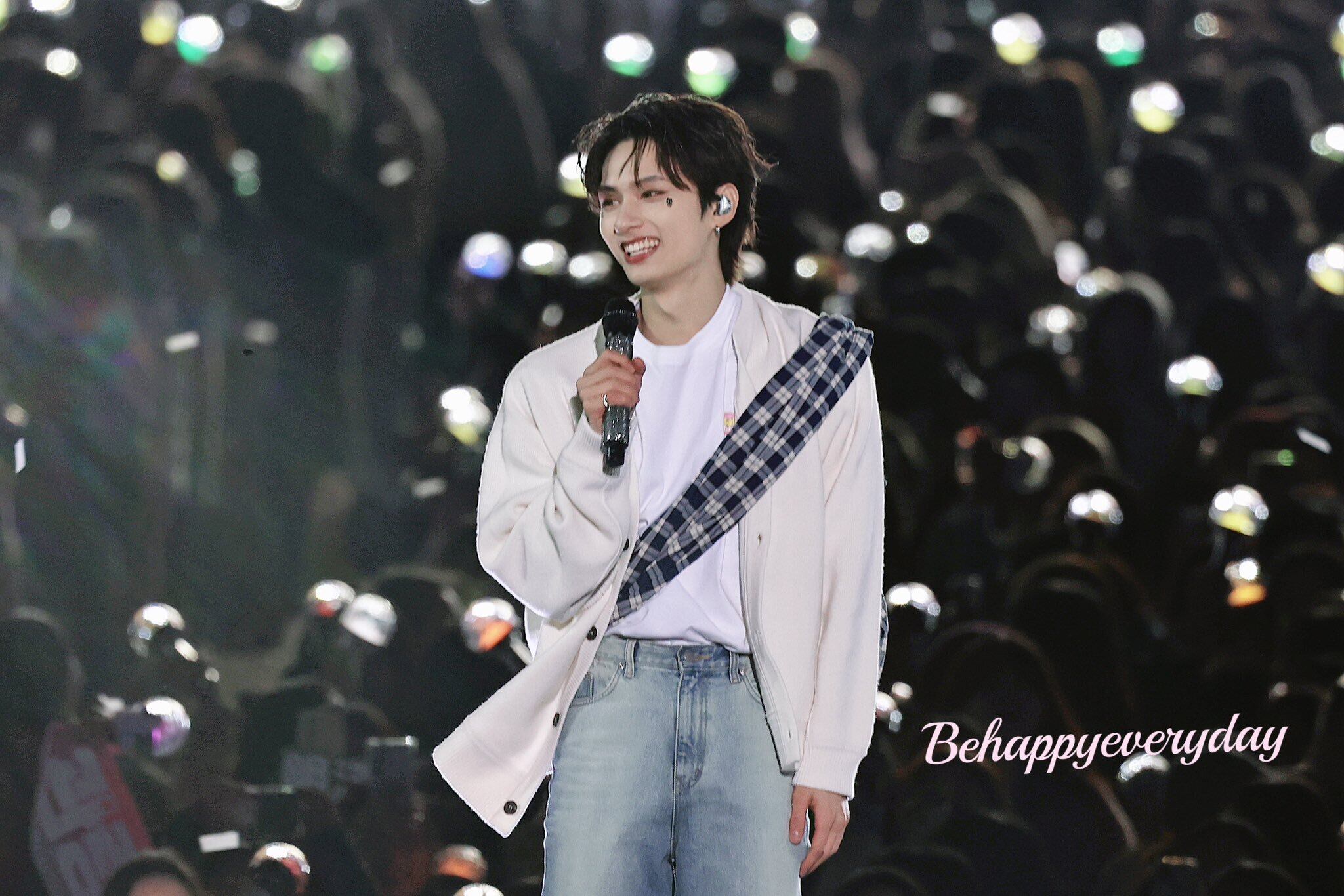 92d19bb21099823939f10b6175607f