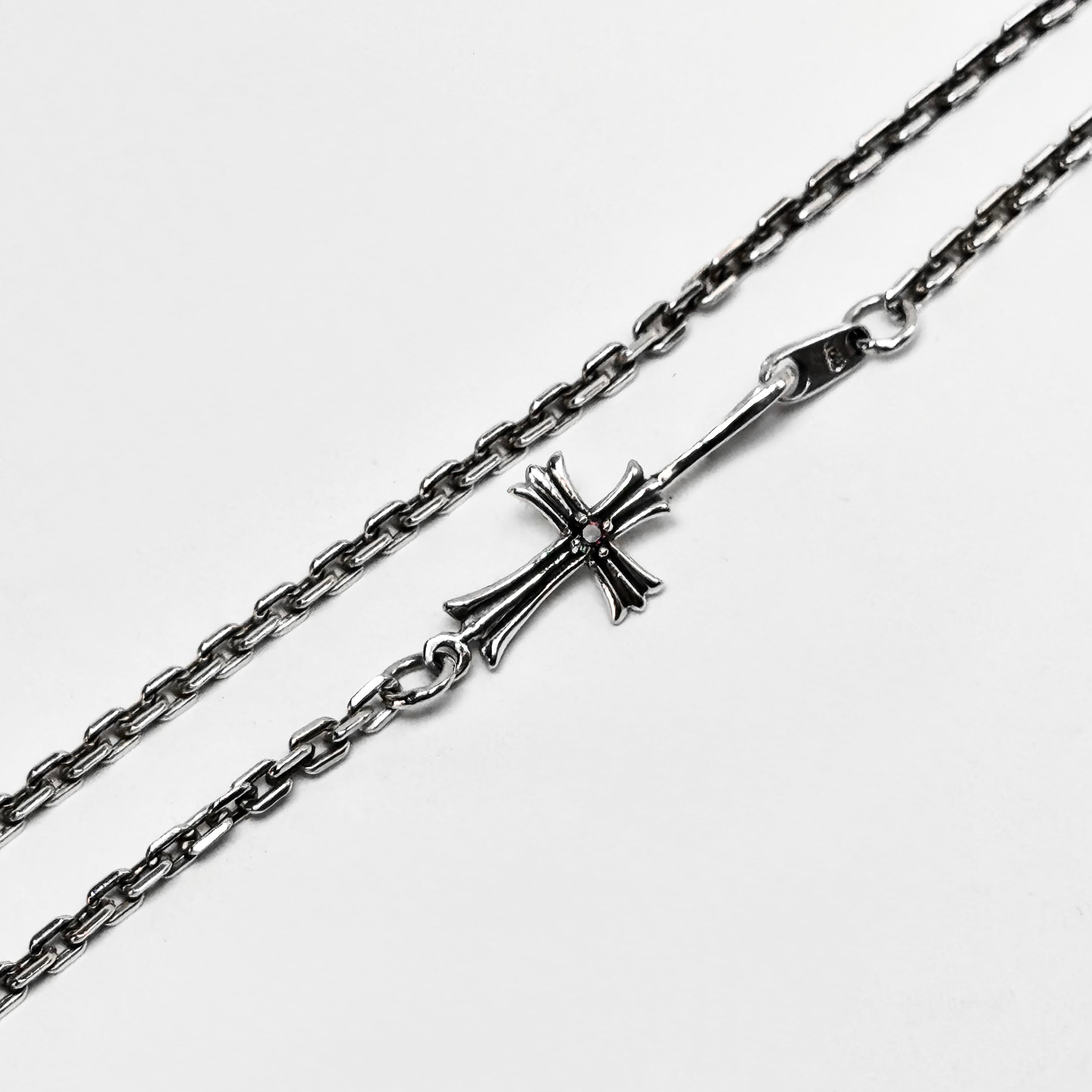 ネックレスチェーン 角あずき3.0mm：ゴシッククロスフック 50cm | Gift