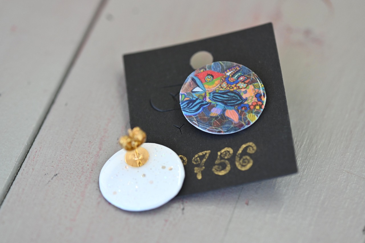 ピアス・ゆずゐ