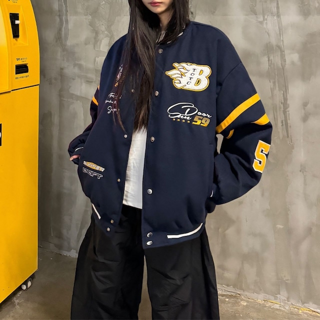 カレッジロゴラインナンバリングスタジャン 2col R01151