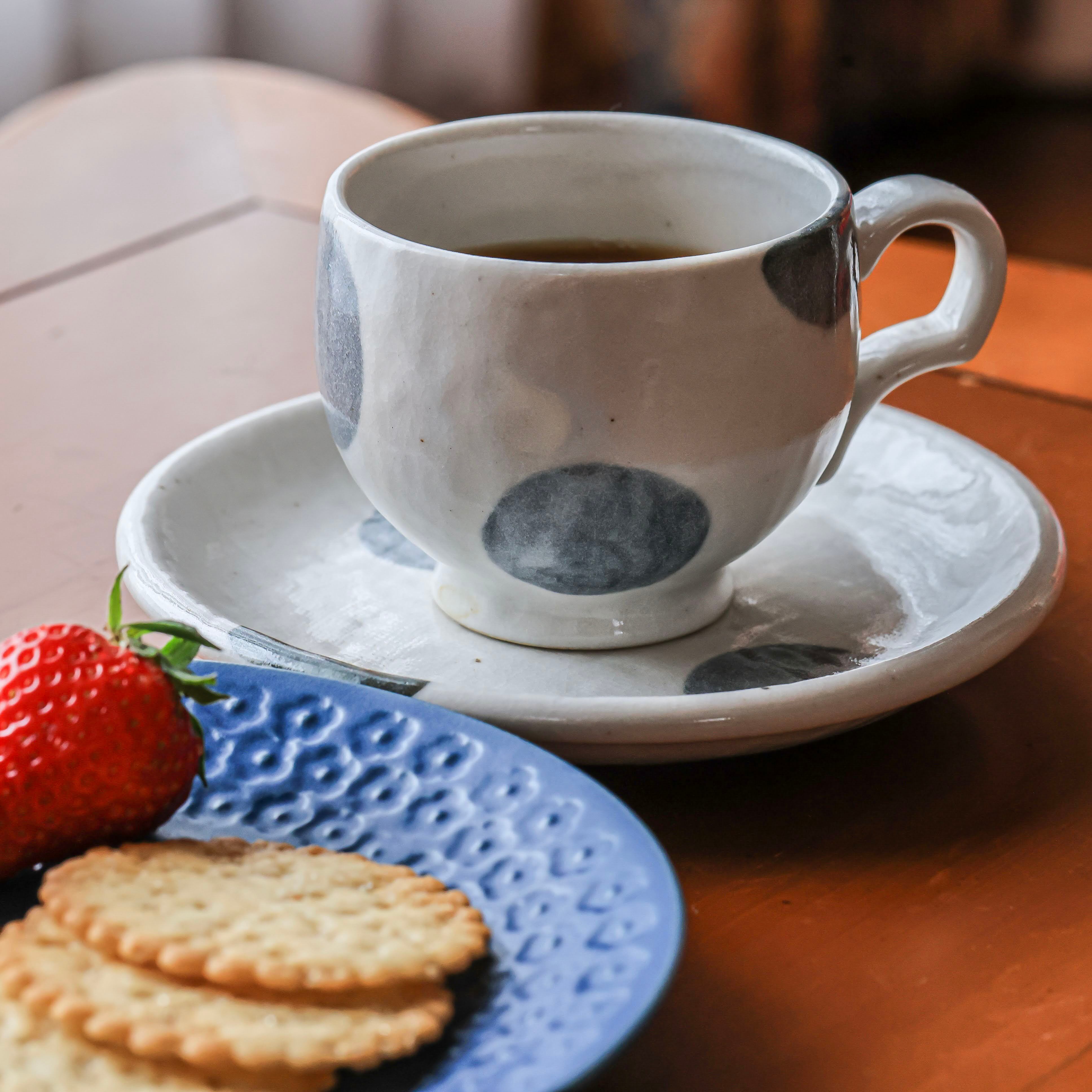 水玉　コーヒーカップ＆ソーサー「白」