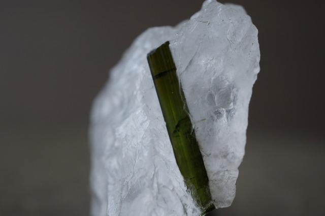 ブラジル産グリーントルマリン/クォーツ Tourmaline / Quartz 2389