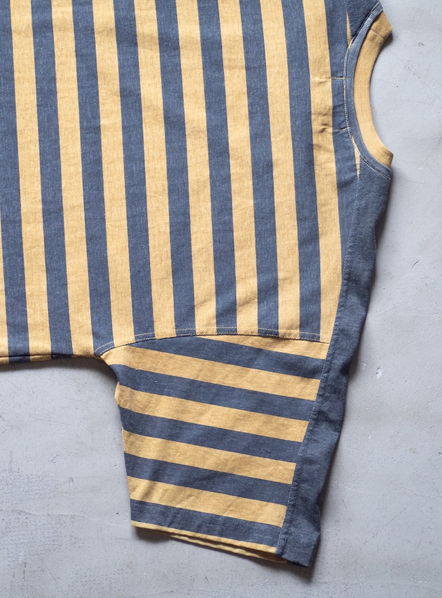 "BUGLE BOY" 1990s Panel border t-shirt