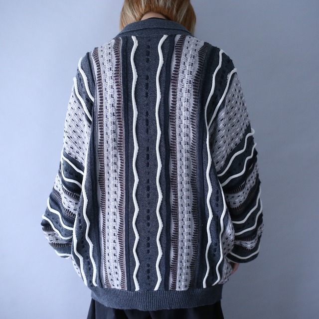 good coloring 3D uneune line pattern loose pullover knit