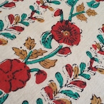 ブロックプリント生地【50cm単位】インド綿 花柄 生成り×赤×グリーン#55910-WT1