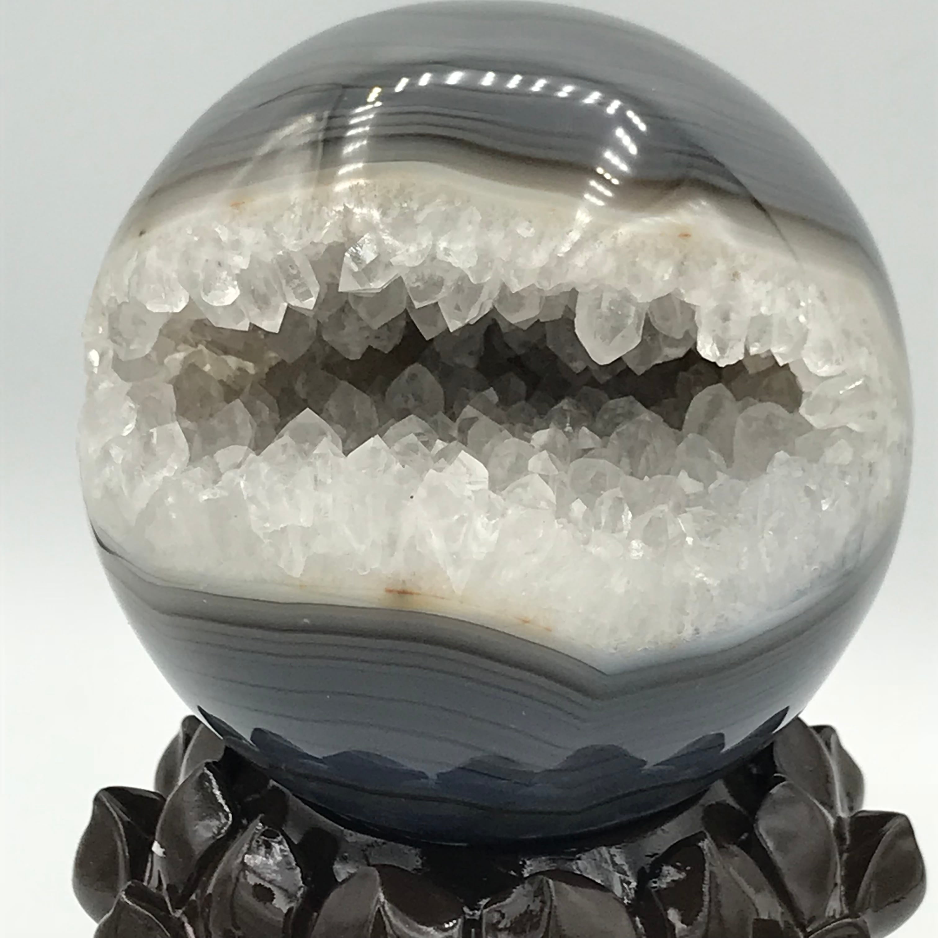 高品質 トレジャー瑪瑙 丸玉 スフィア 笑口常開 ジオード 大きさ：110mm 高品質 トレジャー瑪瑙 丸玉 スフィア 笑口常開 ジオード 大きさ