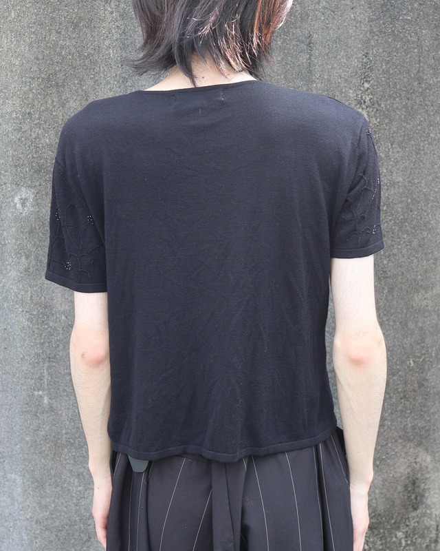 short length beads design t-shirt