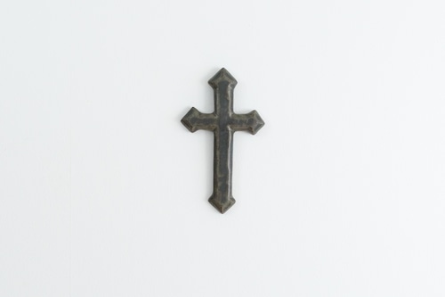 AS POTTERY CROSS