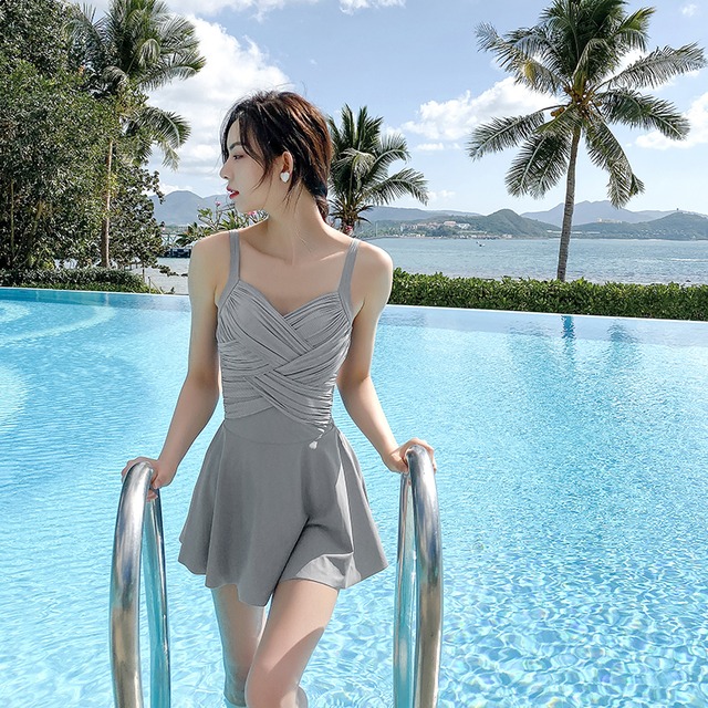 大きいサイズ レディース 水着 ワンピース ツイスト 背中見せ シンプル フェミニン 体型カバー 海 ビーチ プール 海水浴 リゾート ママ ワンピース水着 水 水30 セットアップやパンツドレスなど二次会ドレスに合う海外ファッションサイト Urubei 大きいサイズ レディース 水着 ワンピース ツイスト 背中見せ シンプル フェミニン 体型カバー 海 ビーチ プール 海水浴 リゾート ママ ワンピース水着 水 水30 セットアップやパンツドレスなど二次会ドレスに合う海外ファッションサイト Urubei