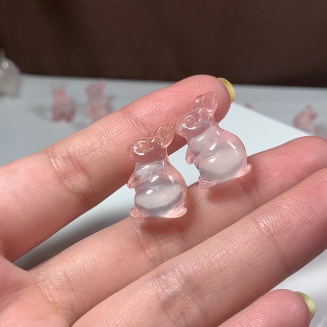 5.超透明☆モザンビーク産ローズクォーツ・うさぎさん