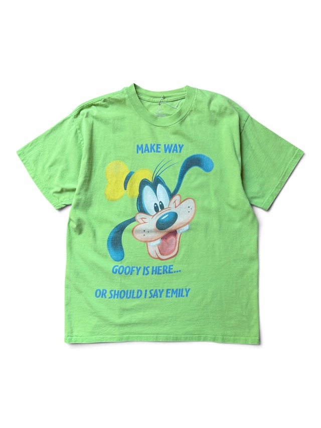 Disney "Goofy is Here…Or Should I Say Emily" Print T-shirt M