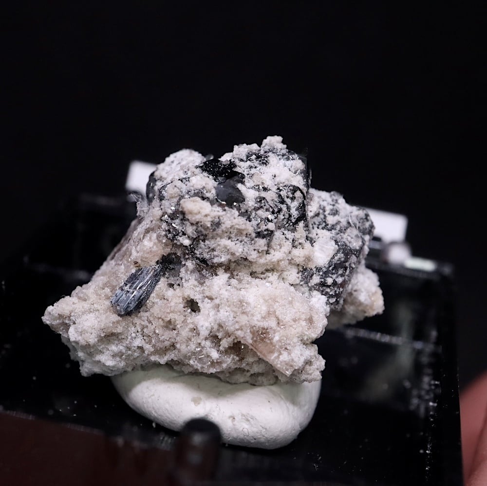 トパーズ & ビクスビーバイト 6.5g 原石 TZ283 鉱物 パワーストーン