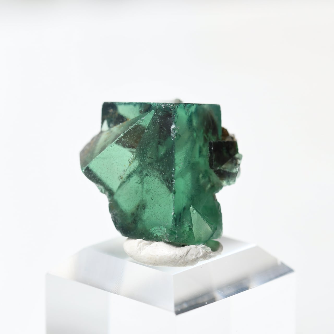 World Minerals 世界中の天然石・鉱物原石の販売店