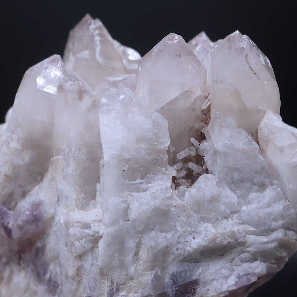 天使・神の指紋！アメジスト 紫水晶 クォーツ 67g AMT327 鉱物 原石