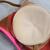 社交ダンス 衣装 チャコット Chacott ラテン ドレス ワンピース デモ 競技 ダンス パーティ 発表会 特徴的 個性的 フリンジ 蛍光 ピンク系 イエロー系 日本製 ダンス衣装 エレガント 大人用 デモ用 ドレスバッグ付き 華やか 競技用 ダンスパーティ用