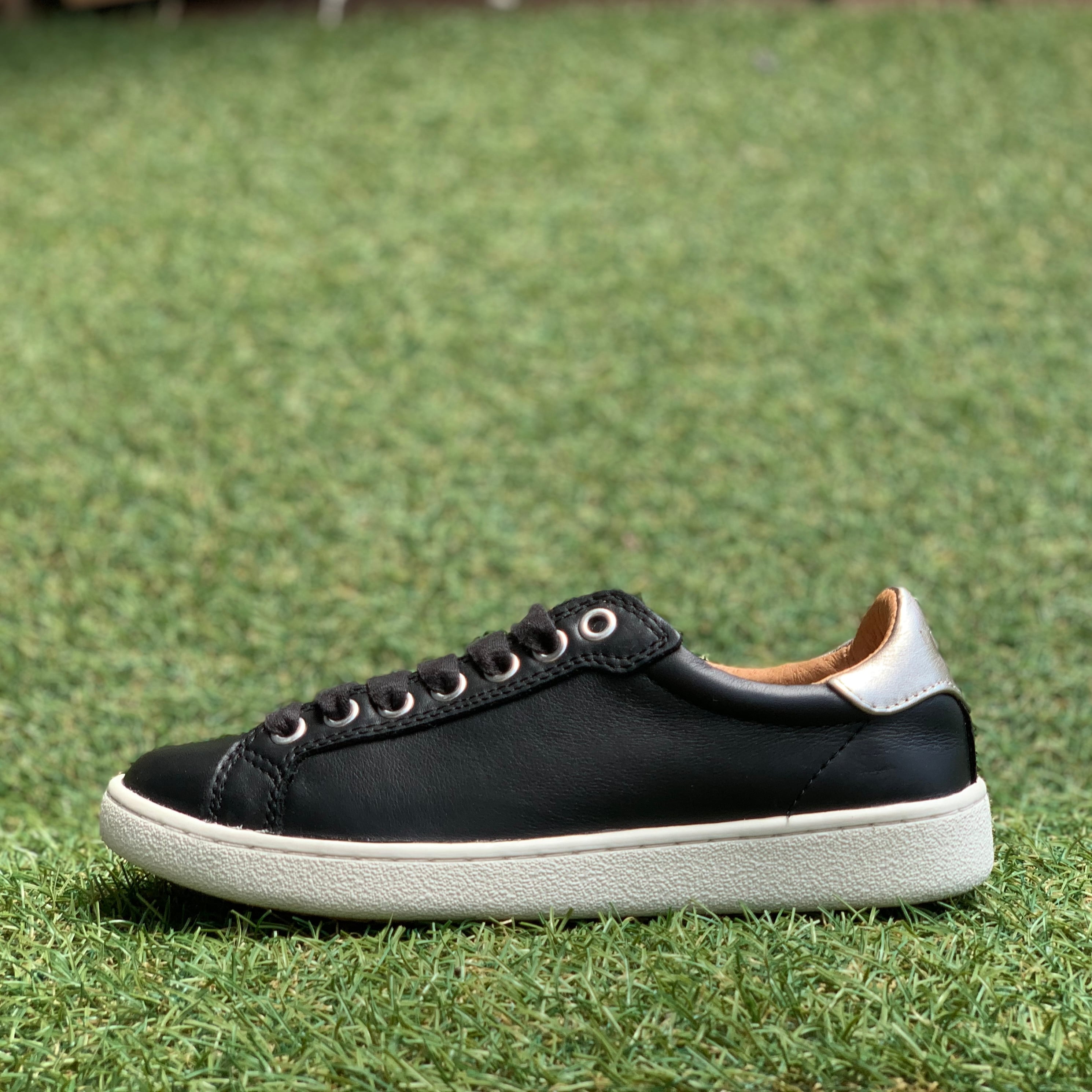 UGG MILO アグ マイロ F800