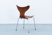 Arne Jacobsen | model.3108 Eight Chair