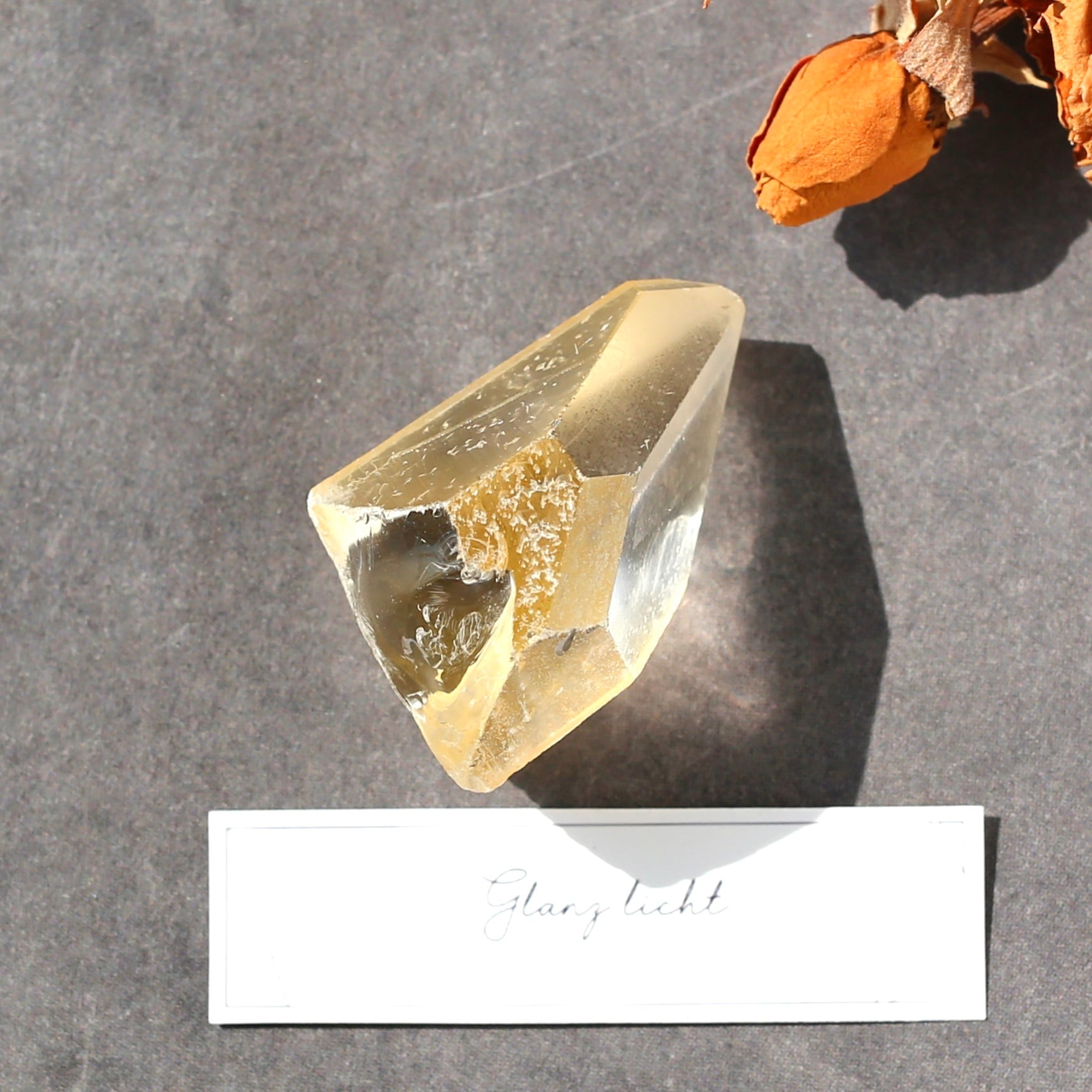 希少！貫入水晶 ゴールデンヒーラー クォーツ 原石 水晶 鉱物 希少石 天然石 ゴールデンヒーラー クォーツ 原石 水晶 鉱物 希少石 天然石 | glanz licht
