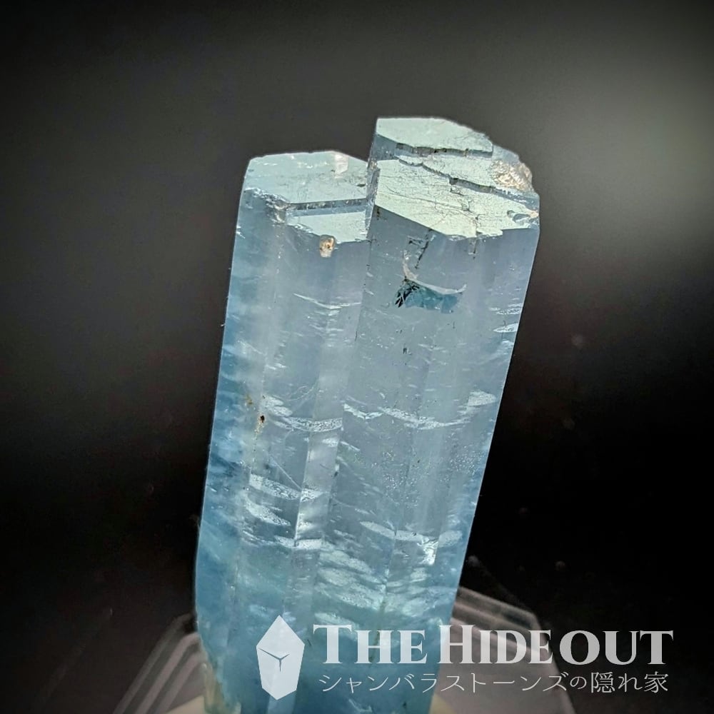 ヒマラヤ産鉱物原石標本027 タプレジュン地区産アクアマリン