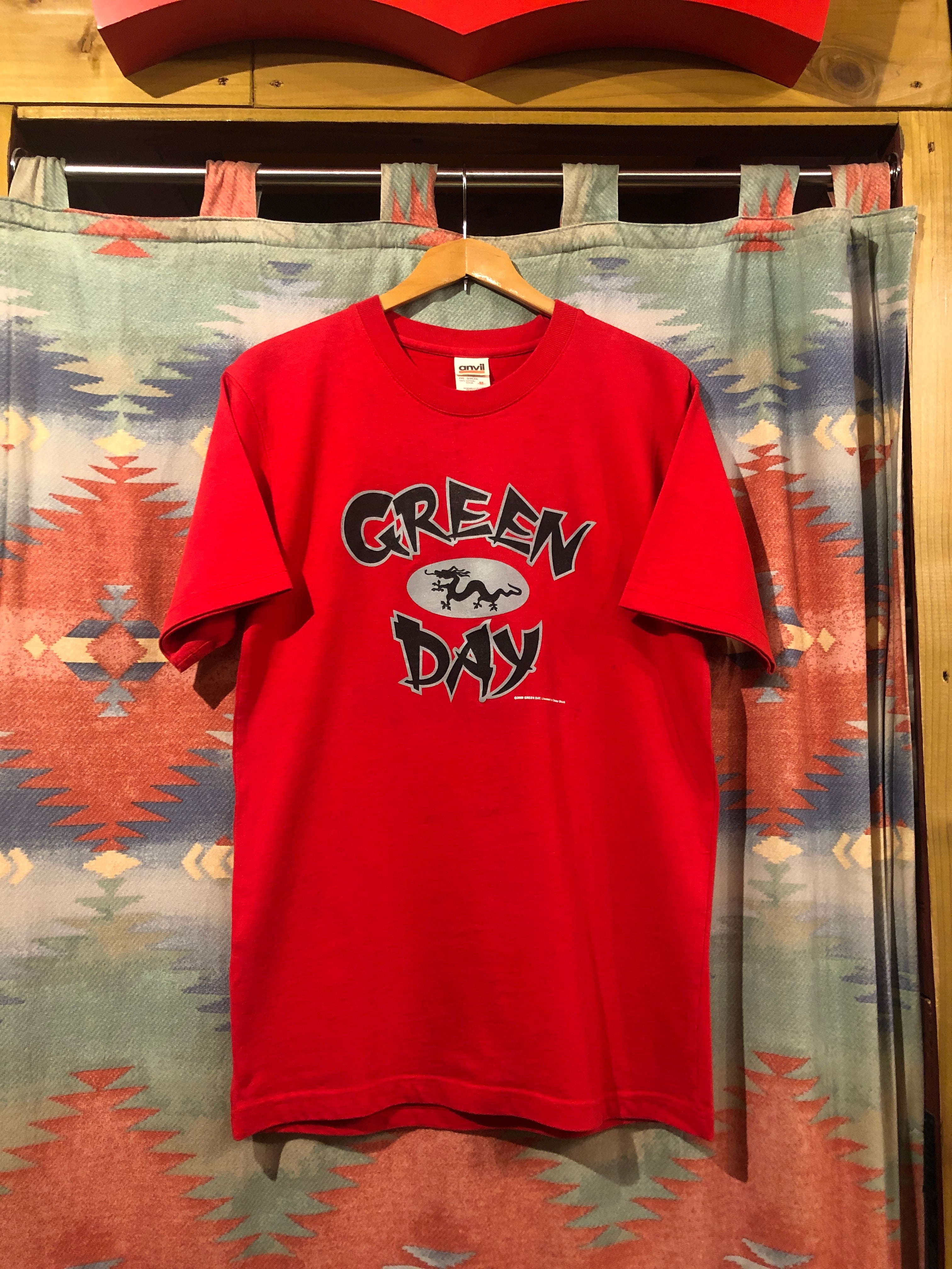 2000年製 GREEN DAY グリーンデイ バンドTシャツ sizeM 赤 | 陽気 ...
