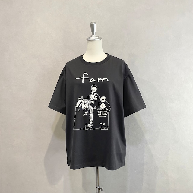 「fam」ボックスシルエットTシャツ / スミクロ【Yuki Horimoto】