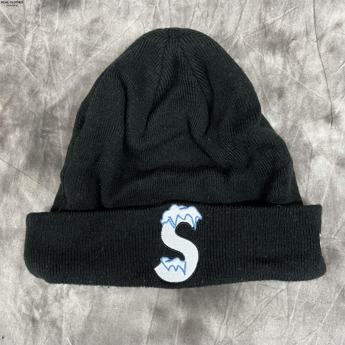 20AW Supreme New Era® S Logo Beanie