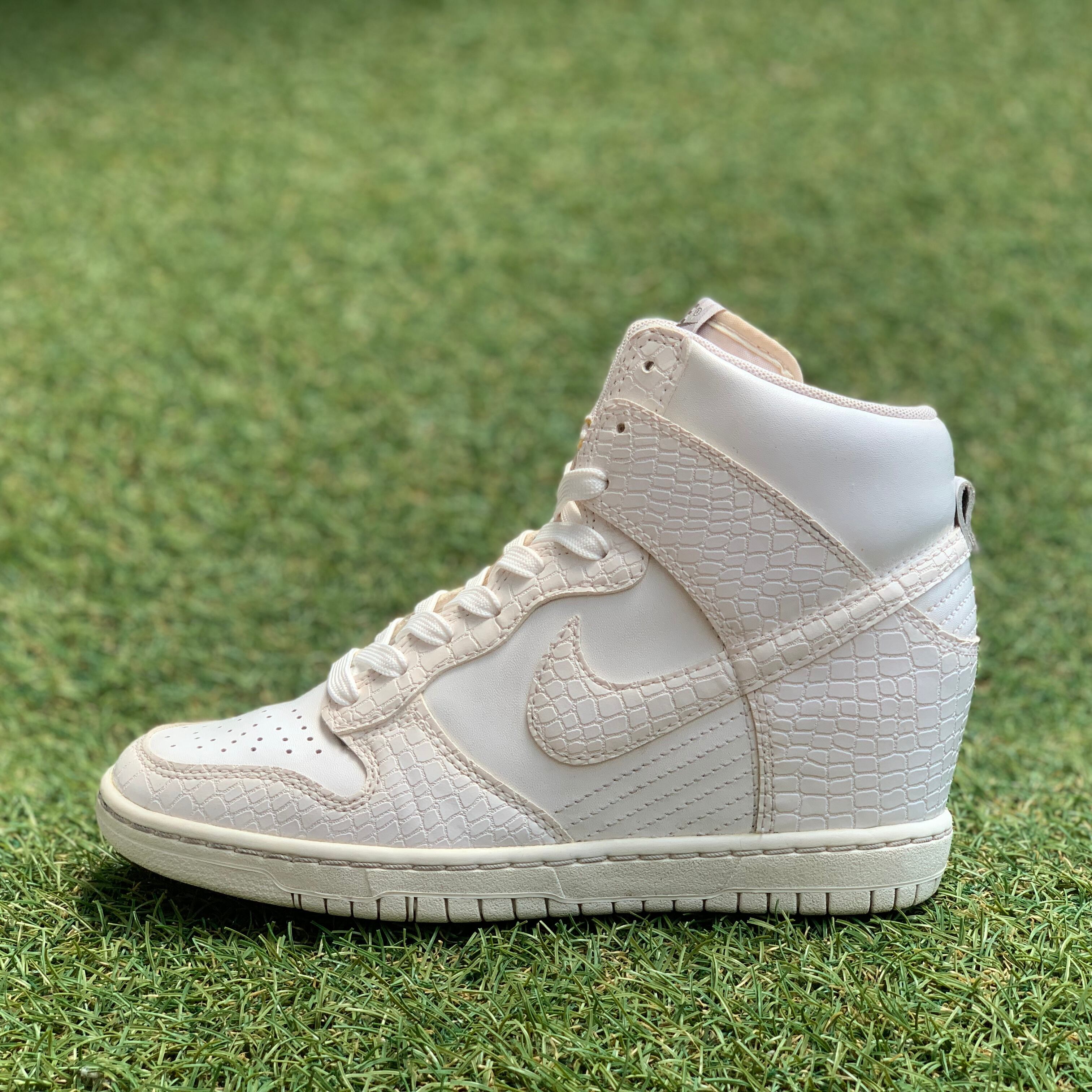 NIKE DUNK SKY HI ナイキ ダンク スカイ ハイ F787