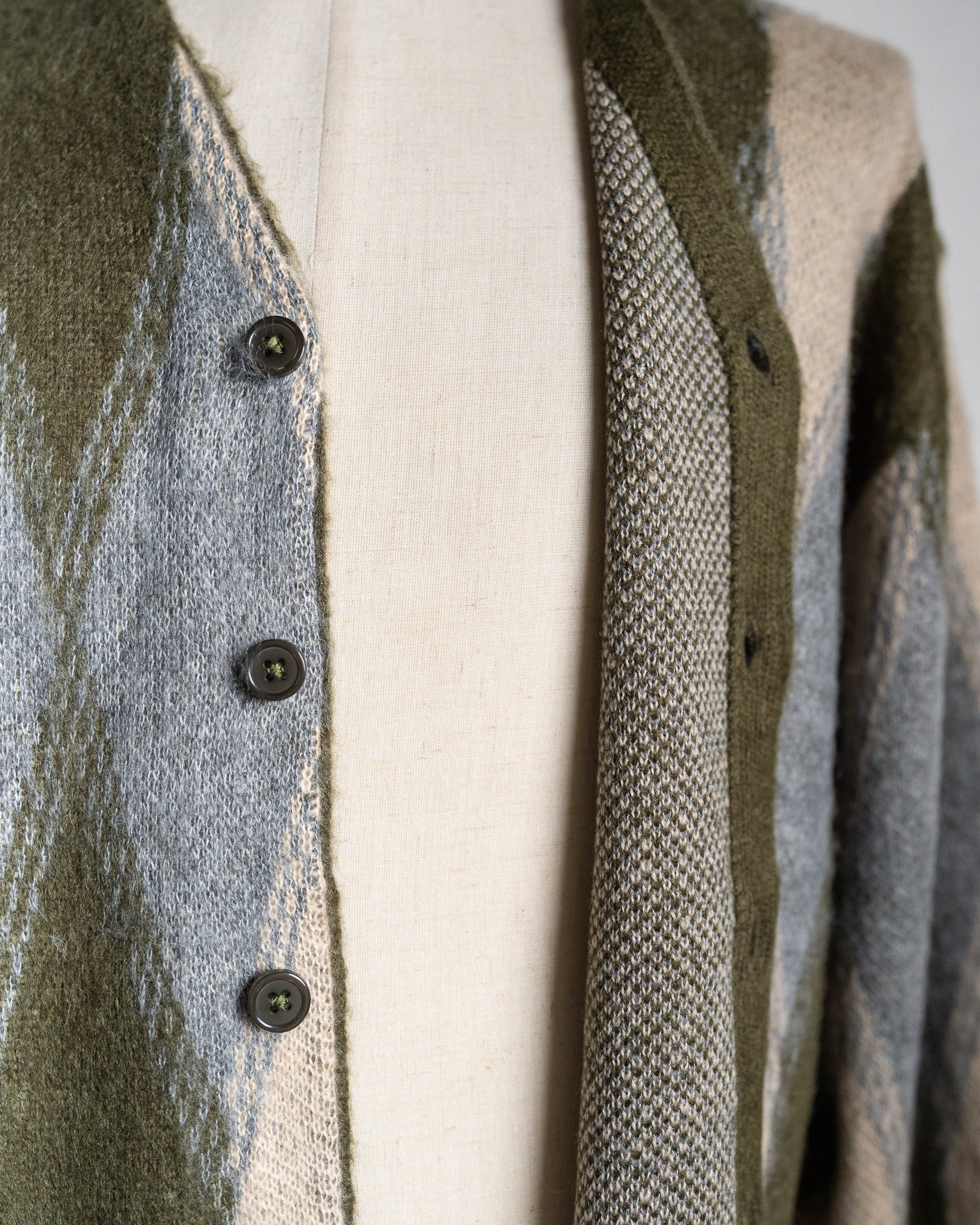 TOWN CRAFT】Vintage Pattern Shaggy Cardigan 