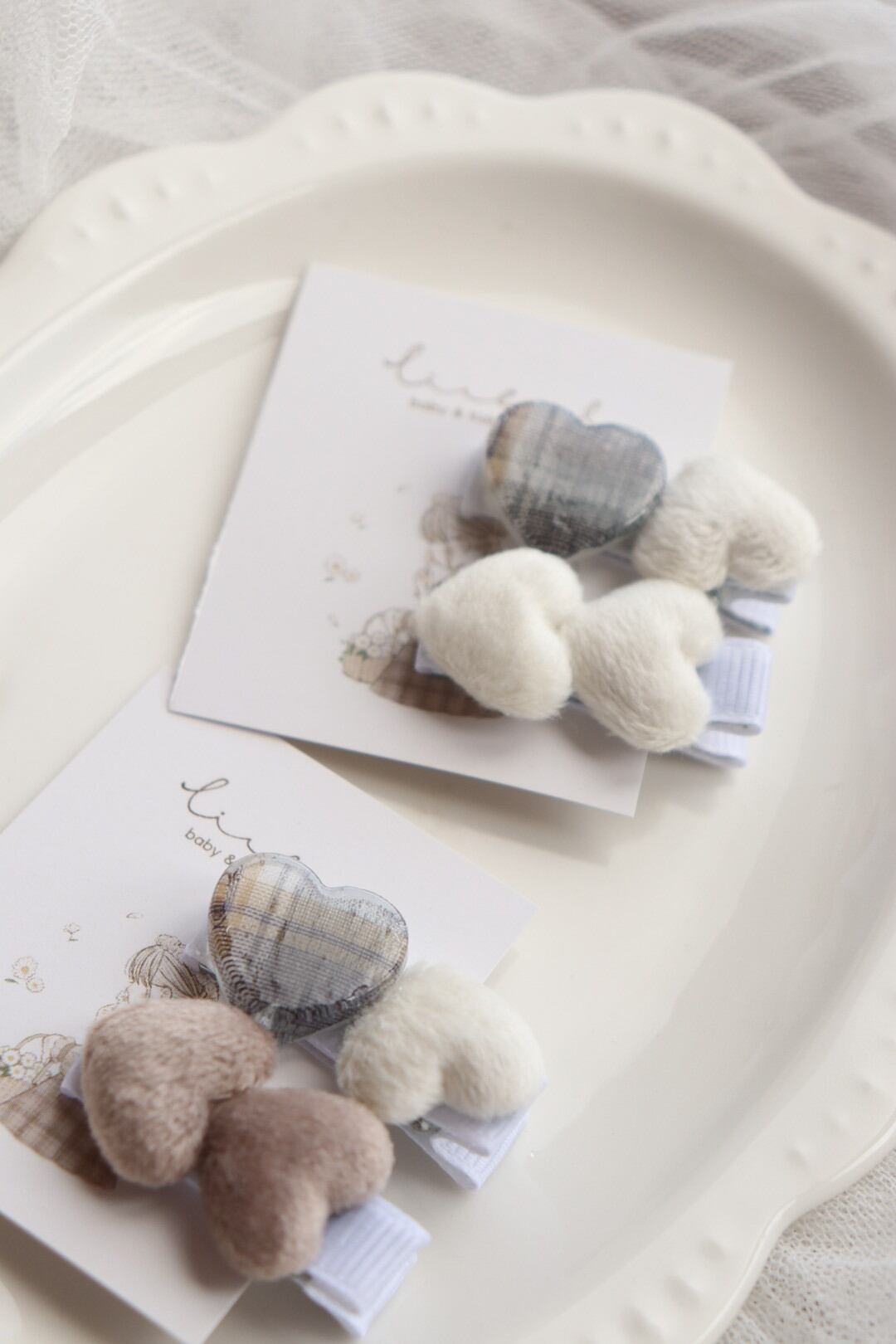 ヘアクリップ】人気アクセサリー かすみ草 ドライフラワー レジンヘア