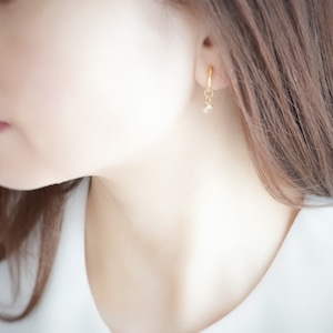 【一粒ジルコニア】イヤリング 日本製金具 痛くない 落ちない フープイヤリング アレルギー対応 大人 -E’clat-