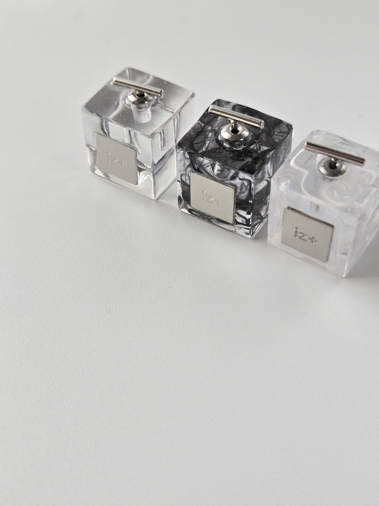 PRFUME CUBE. [3color] - 6