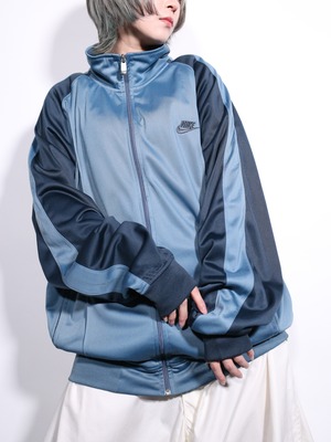 “NIKE” two-tone blue track jacket
