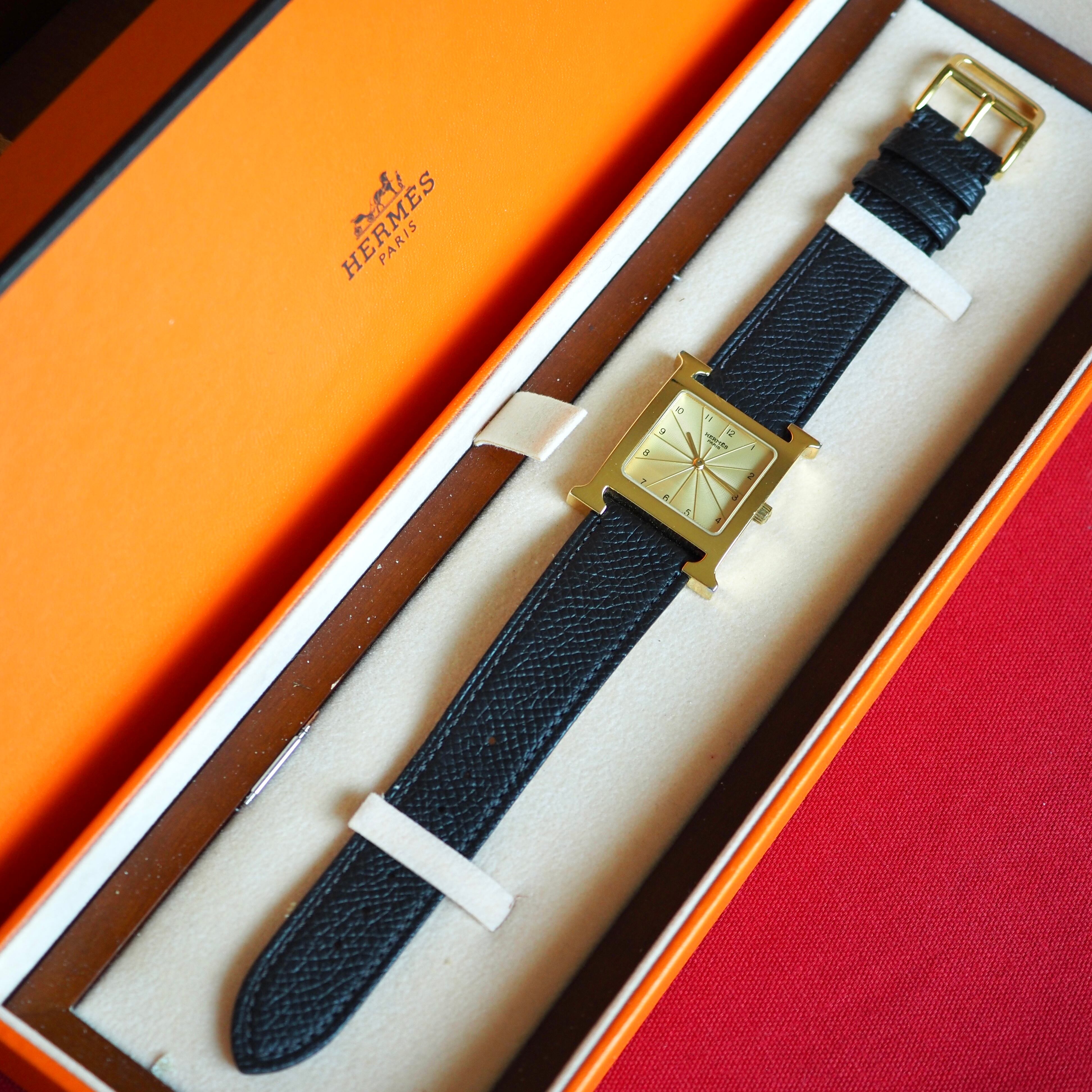 HERMES エルメス Hウォッチ ゴールド ギョーシェ文字盤 クォーツ | Plumage