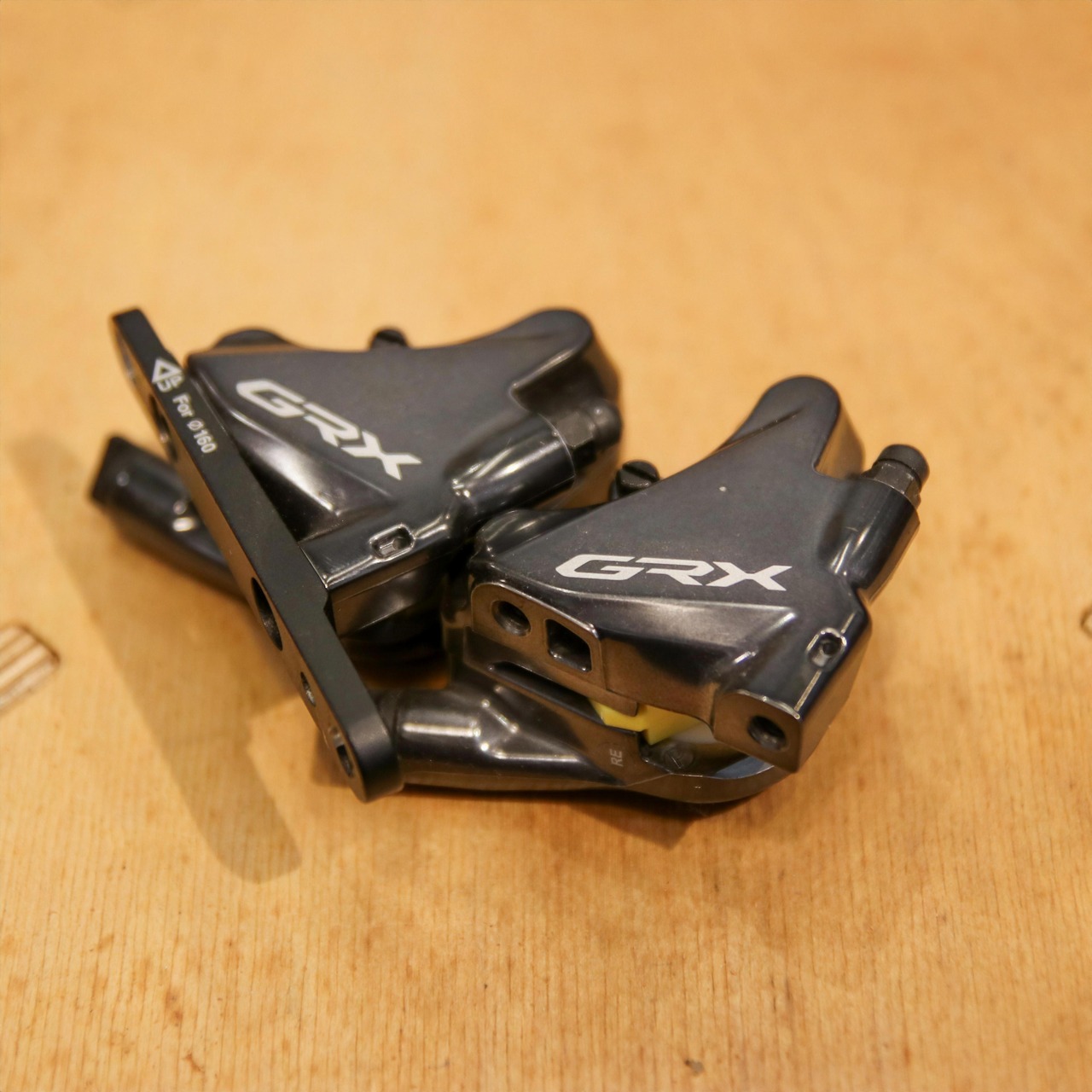 EBS LAB.】SHIMANO GRX ディスクブレーキ本体 BR-RX810 フラット 
