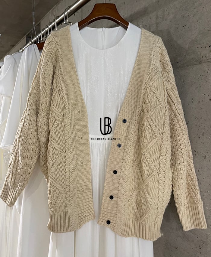 商品番号:NT02 ざっくりニット カーデ 前撮り 挙式羽織 商品番号:NT02 東京(表参道)名古屋(覚王山)大阪(南船場)福岡(博多)