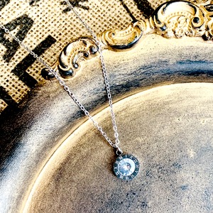 ストーンローマナンバーネックレス