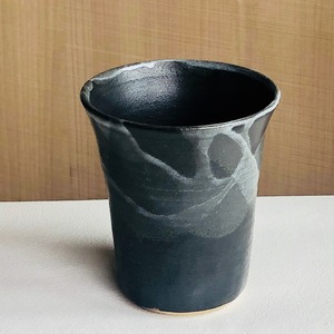 陶カップ（黒マット）1