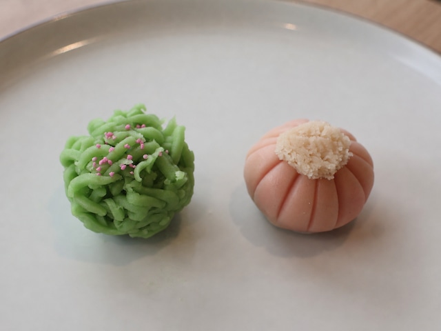 親子和菓子教室『季節の上生菓子2種類』　8月22日(土)10：00～11：15