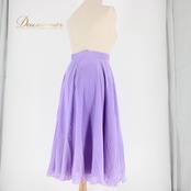 社交ダンス 衣装 スタンダード スカート レッスンウェア レディース オールシーズン チャコット Chacott 薄紫 パープル系 無地 シンプル スカート レディースダンスウェア 舞踏会 ダンスレッスン フレアスカート ふんわり シルエット シンプルデザイン 春夏秋冬 おしゃれ 普段使い イベント用 発表会 ダンス教室 薄紫系 ロングスカート 薄手素材 柔らかい素材 軽やか 動きやすい ポリエステル製