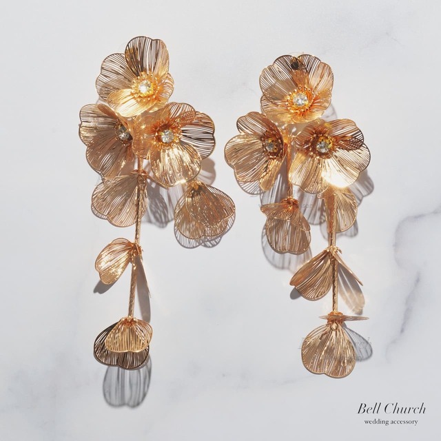 ウェディングピアス　イヤリング｜ビジュー｜お花 フラワーモチーフ｜ゴールド(BC-E109)