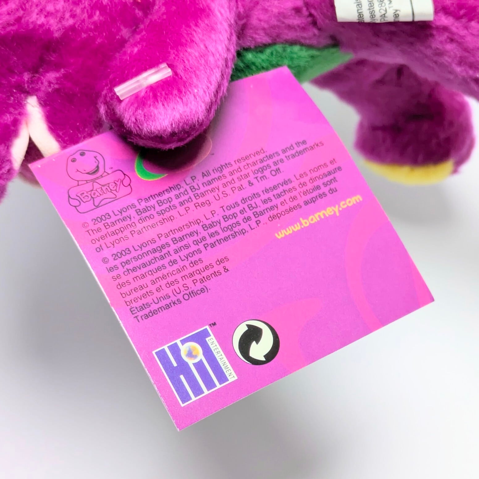 ☆ DEADSTOCK / VINTAGE 2003 ☆【 Barney & Friends ( バーニー&フレンズ ) 】『 Barney 』 ぬいぐるみキーホルダー / プラッシュキーホルダー / マスコット〚アメリカン雑貨 アメトイ〛