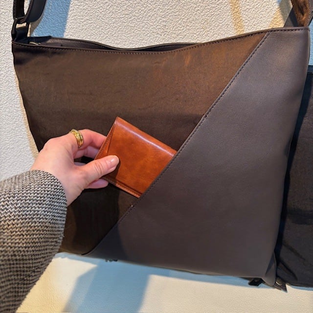 B.stuff　 再入荷！ナイロンコンビ変形2WAYショルダー(ディープブラウン)