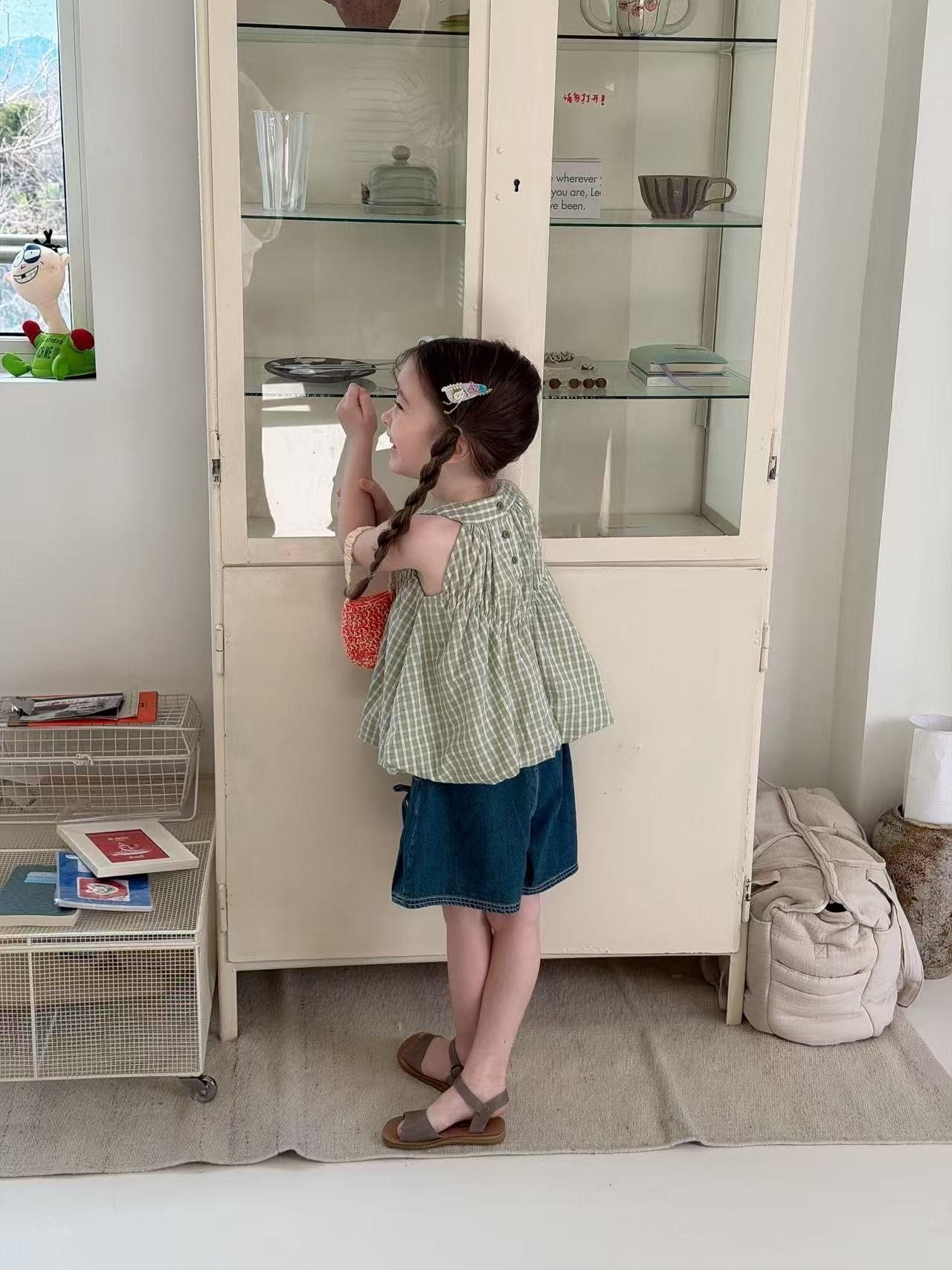 [aiai] Olive Check Balloon Blouse / [아이아이] 올리브체크벌룬블라우스